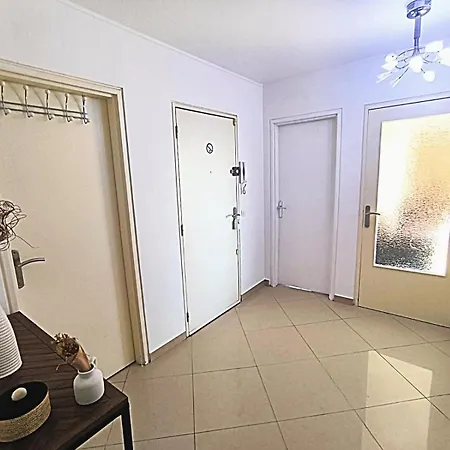 Lerelaisdodile-ideal Pro & Famille-proche Metro-fort De *